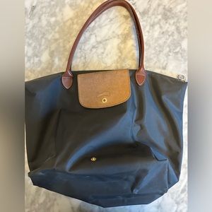 Used Longchamp shoulder bag (large)